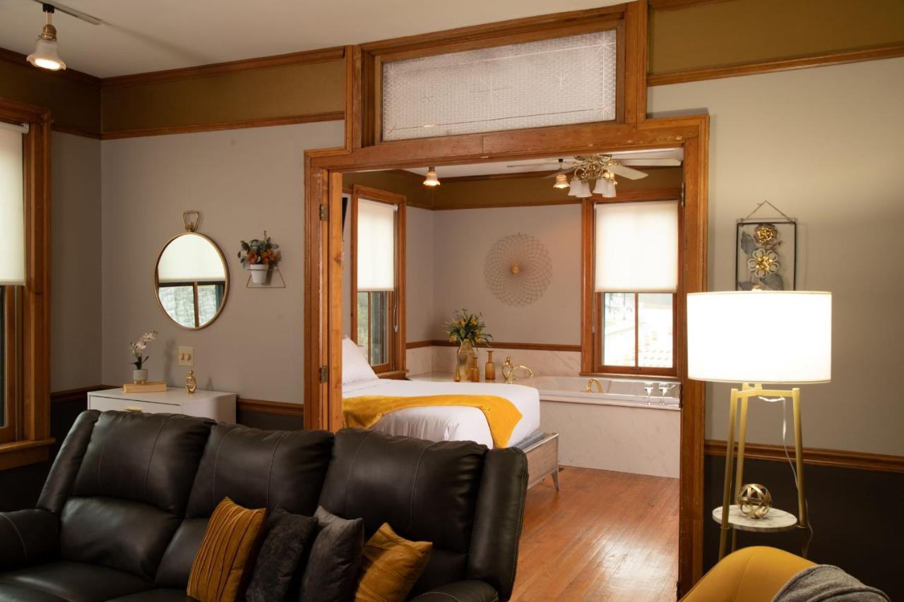 Riverboat Suites Galena Bagian luar foto