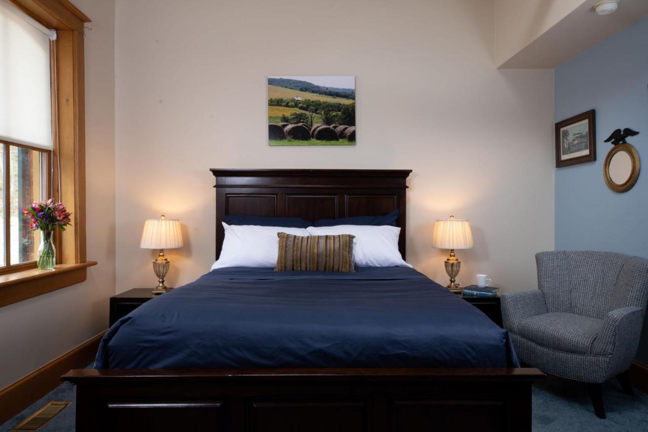 Riverboat Suites Galena Bagian luar foto