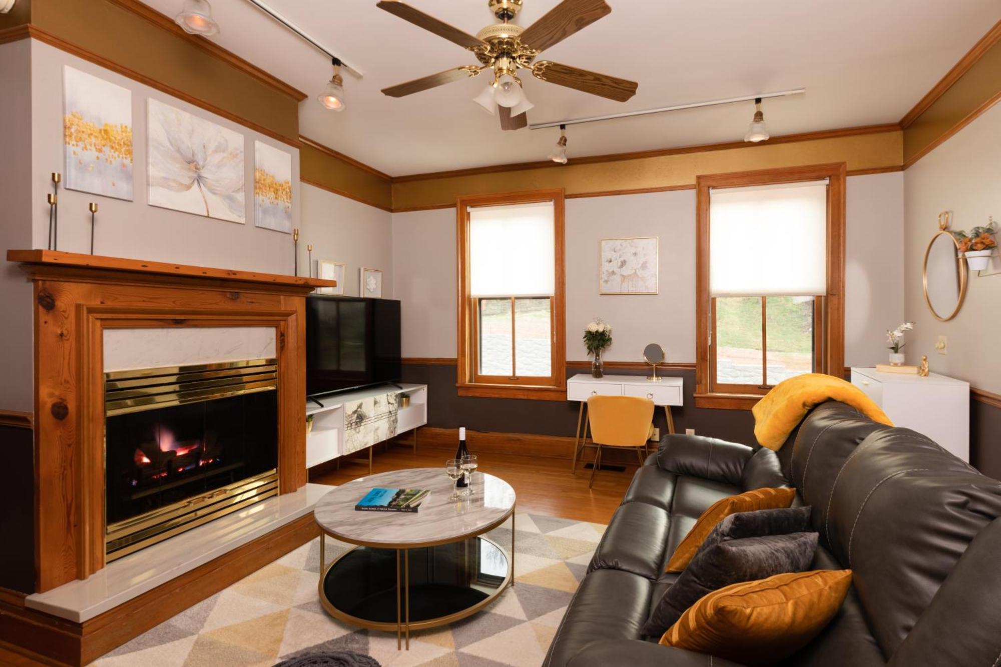 Riverboat Suites Galena Bagian luar foto
