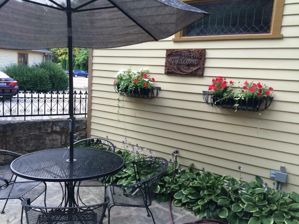Riverboat Suites Galena Bagian luar foto