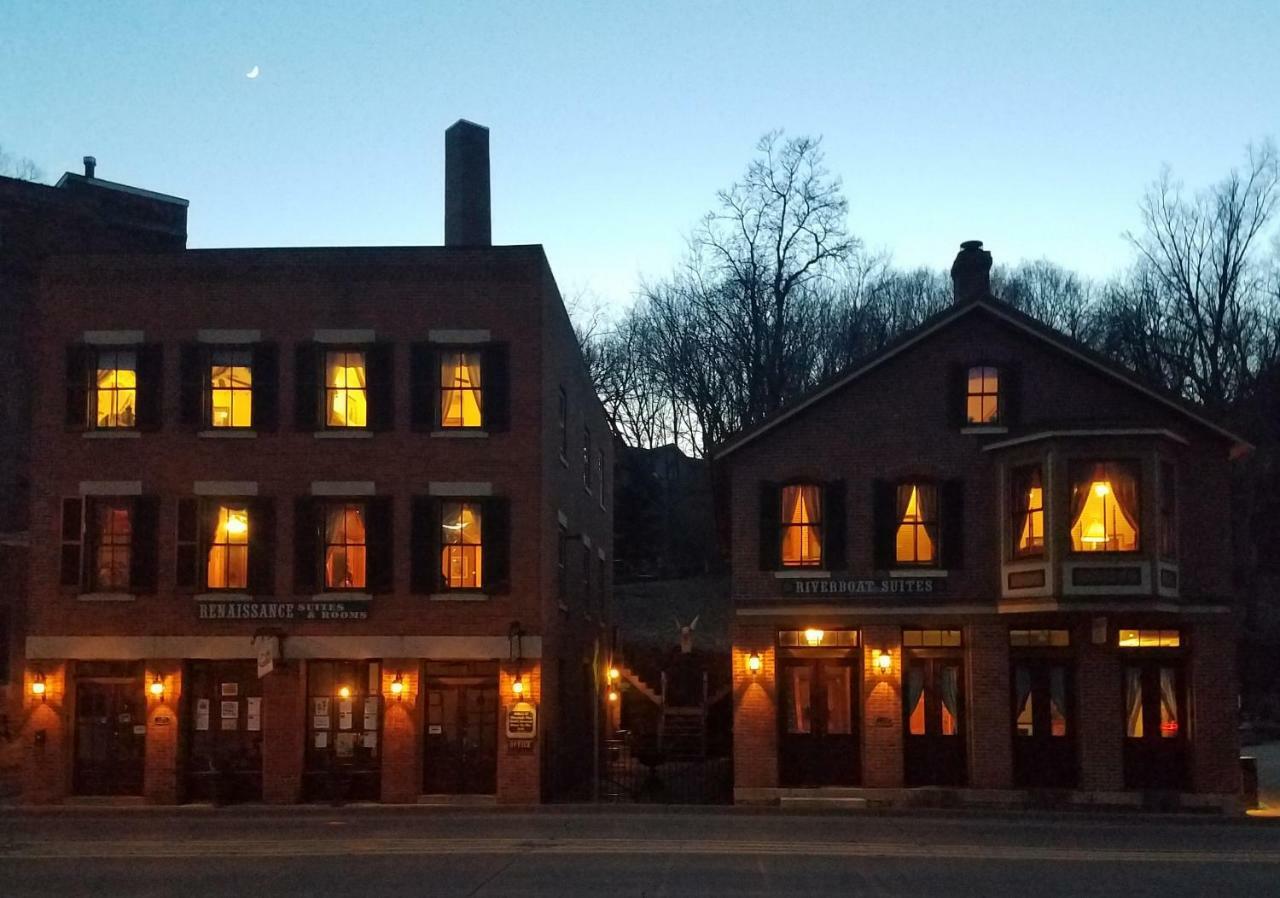 Riverboat Suites Galena Bagian luar foto